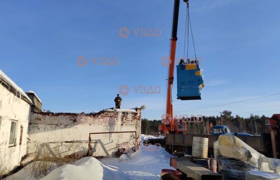 Барабанный дробемёт с ленточным транспортёром, модель Q3210